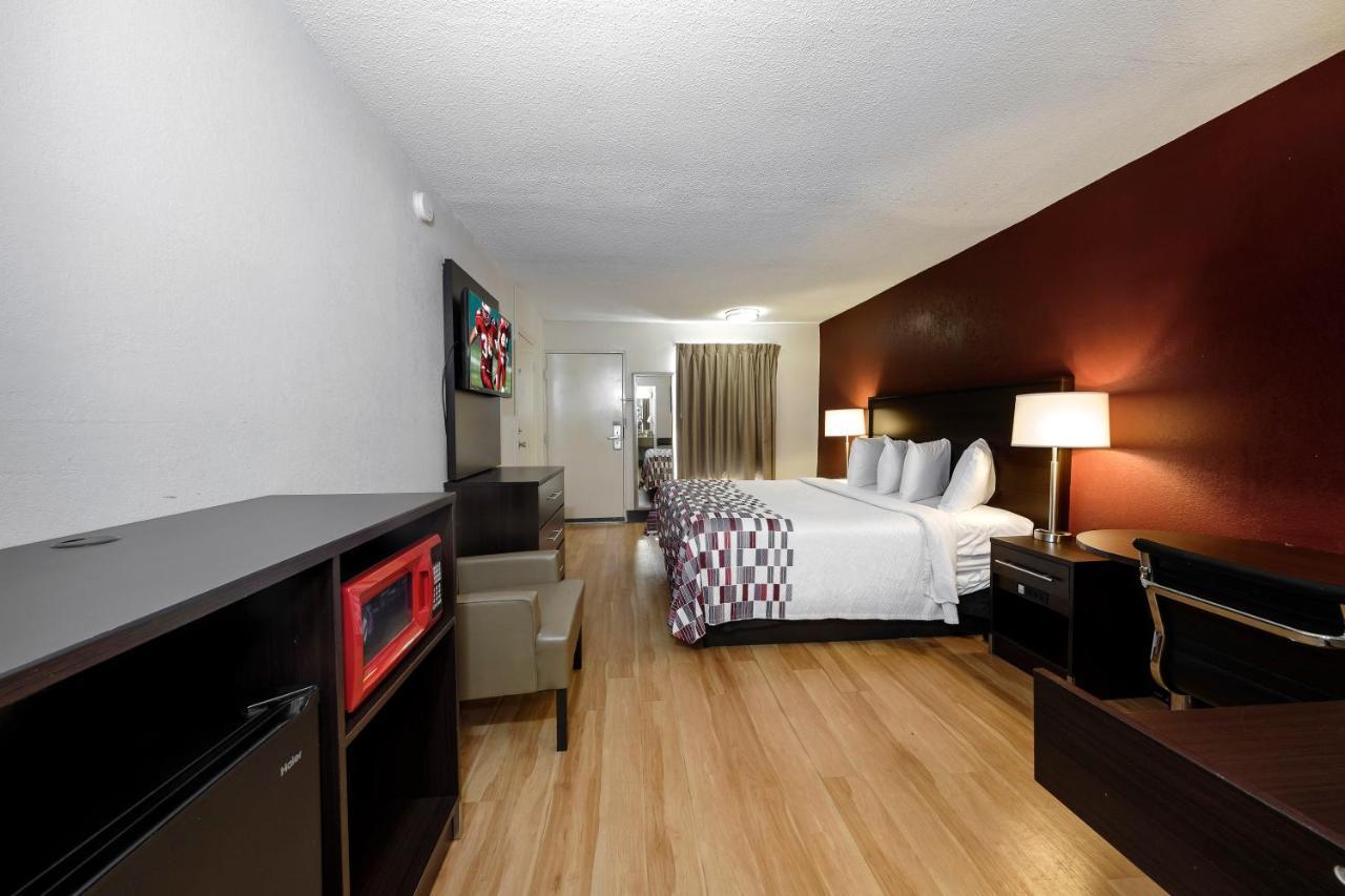 Red Roof Inn Atlanta - Suwanee/Mall Of Georgia Extérieur photo