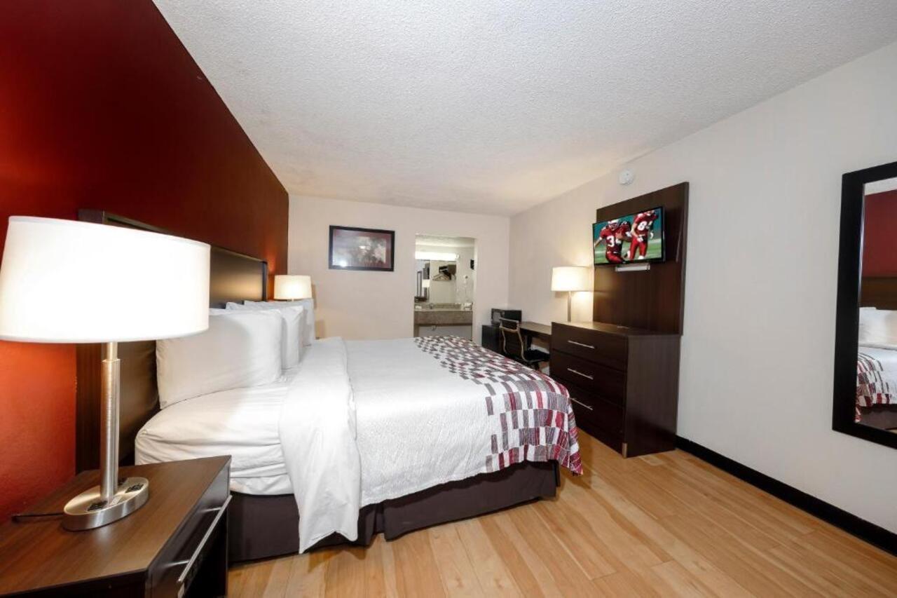 Red Roof Inn Atlanta - Suwanee/Mall Of Georgia Extérieur photo