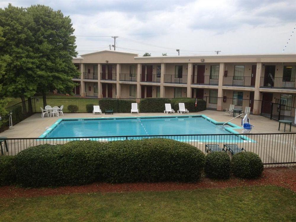 Red Roof Inn Atlanta - Suwanee/Mall Of Georgia Extérieur photo