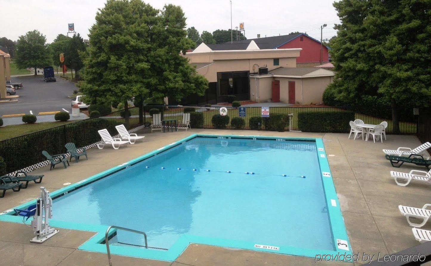 Red Roof Inn Atlanta - Suwanee/Mall Of Georgia Extérieur photo