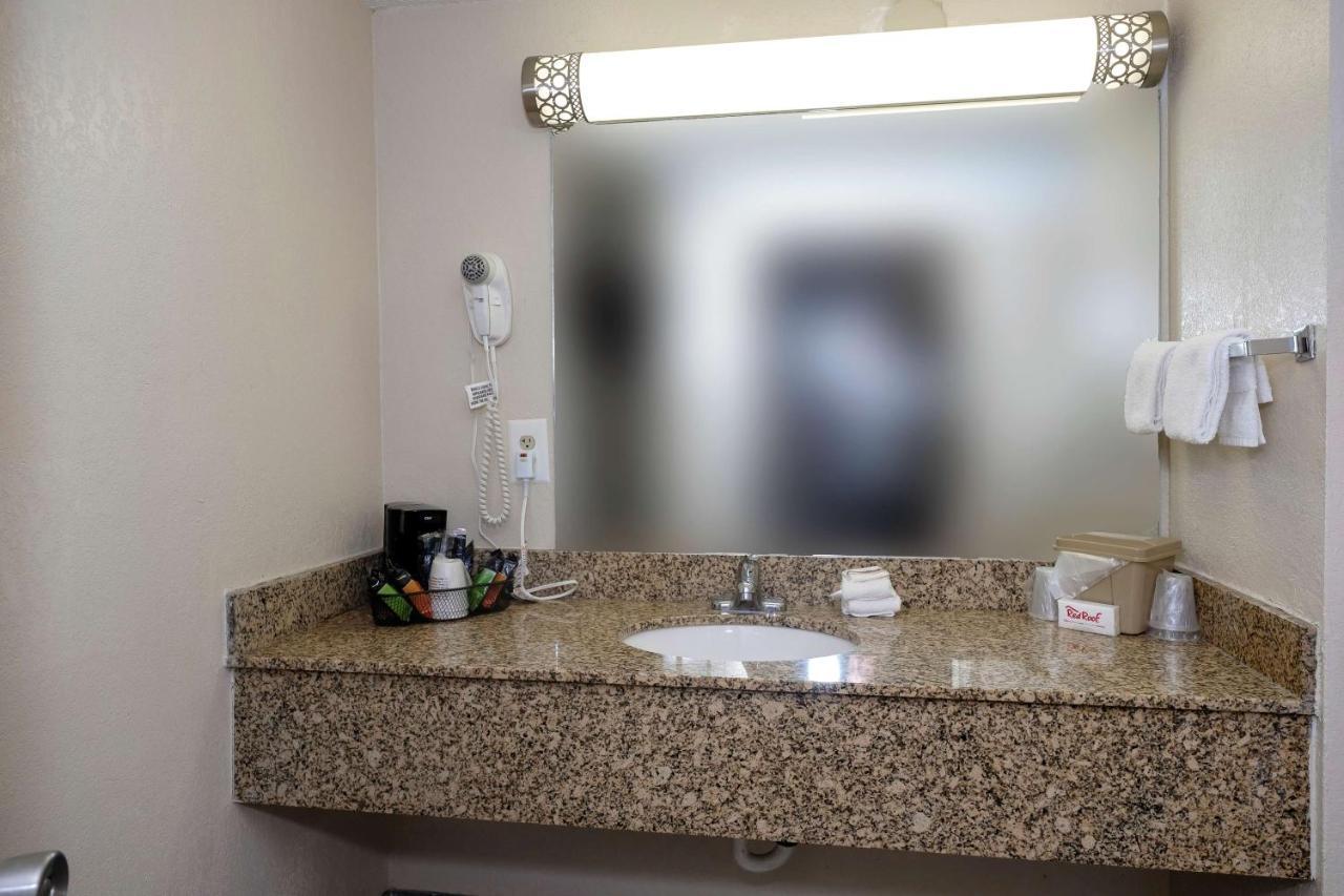 Red Roof Inn Atlanta - Suwanee/Mall Of Georgia Extérieur photo